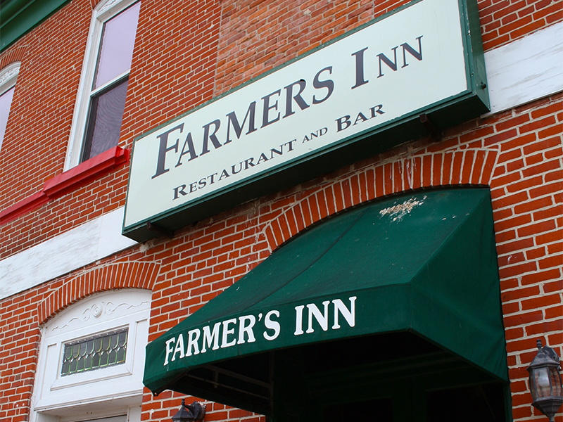 Famer's Inn Restaurant & Bar