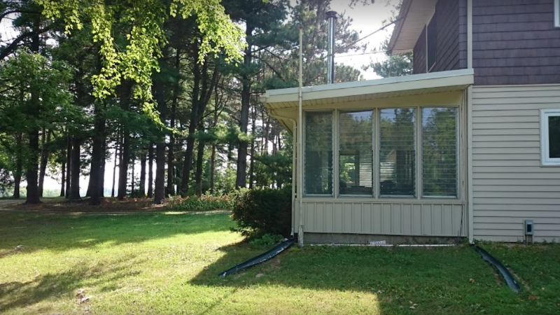 Lodge at Pine Lake